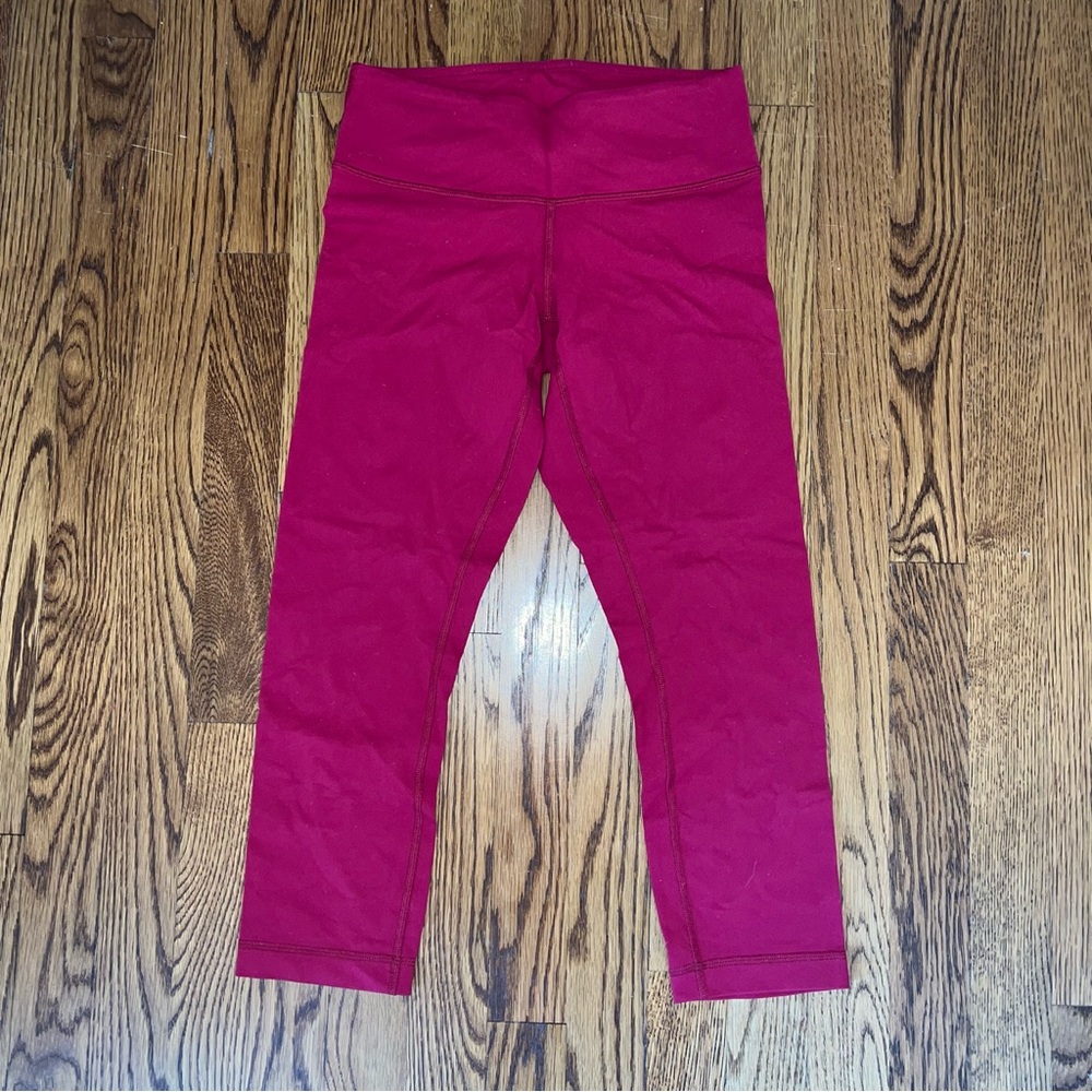 Raspberry Lululemon Cropped Leggings